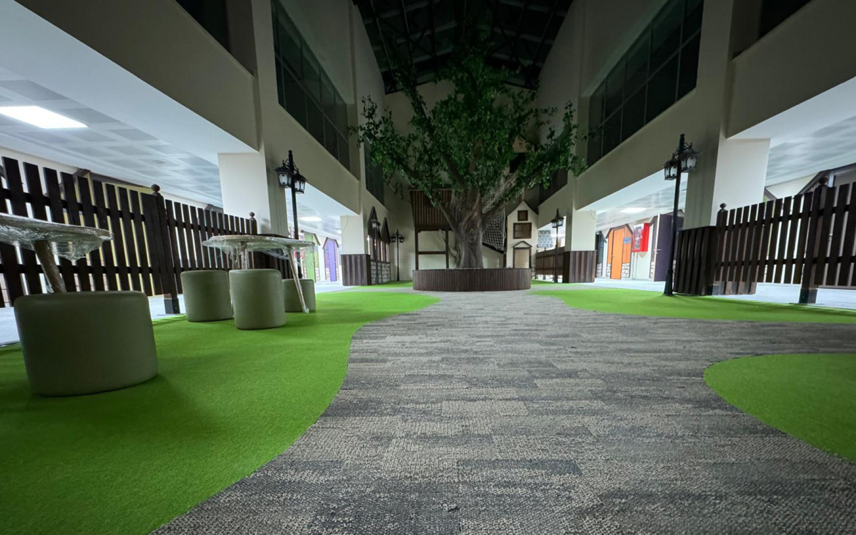 Çocuk Acil Binası Bekleme ve Oyun Salonu